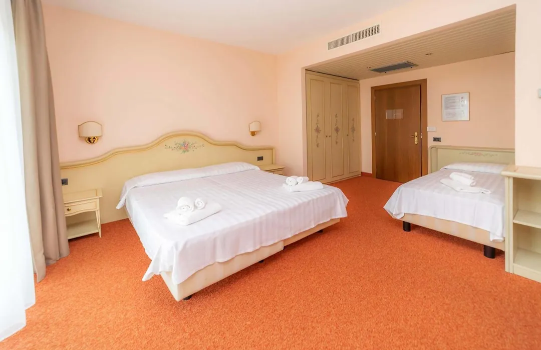 Hotiday Room Collection - Stresa-1